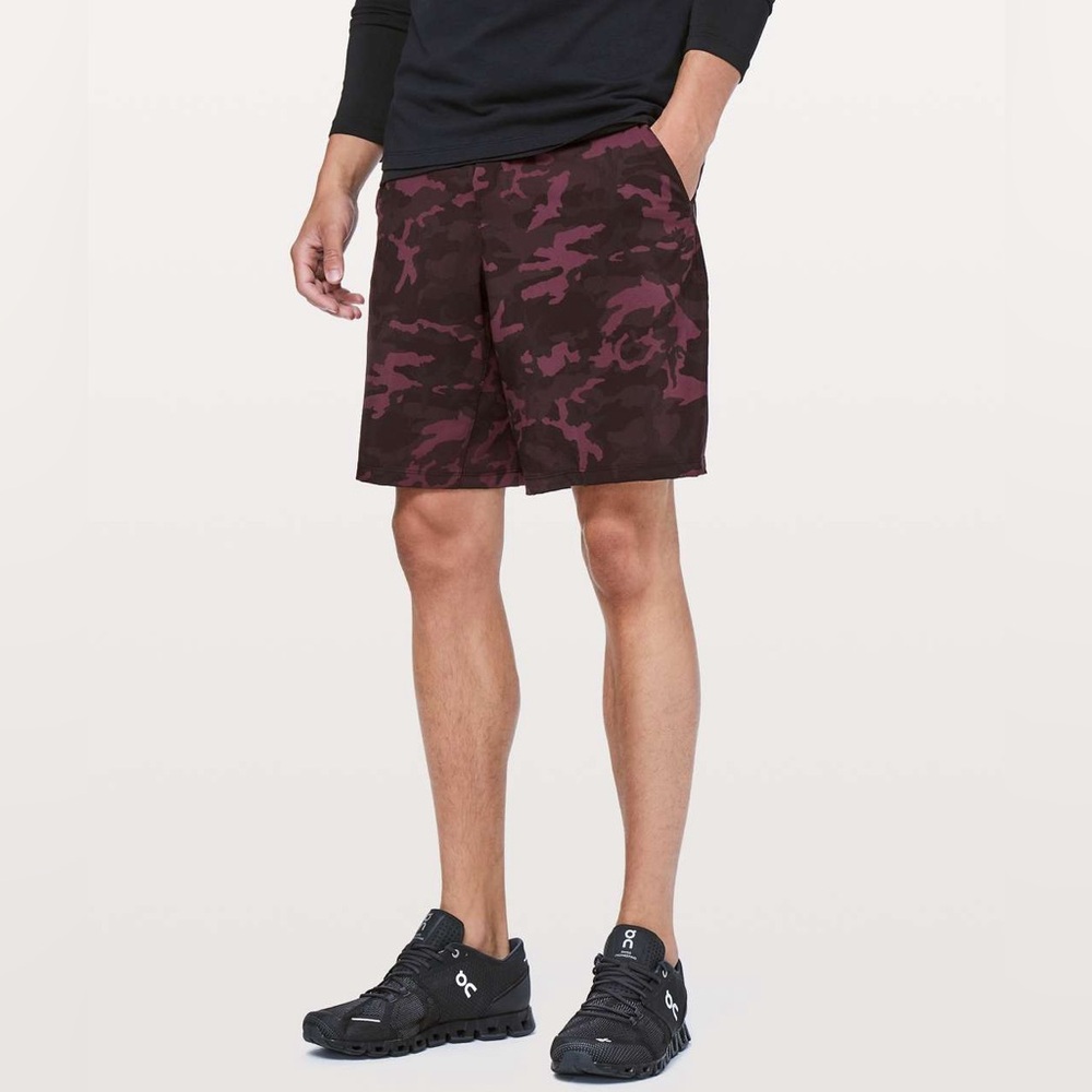 Lululemon Pace Breaker Short *9" size small